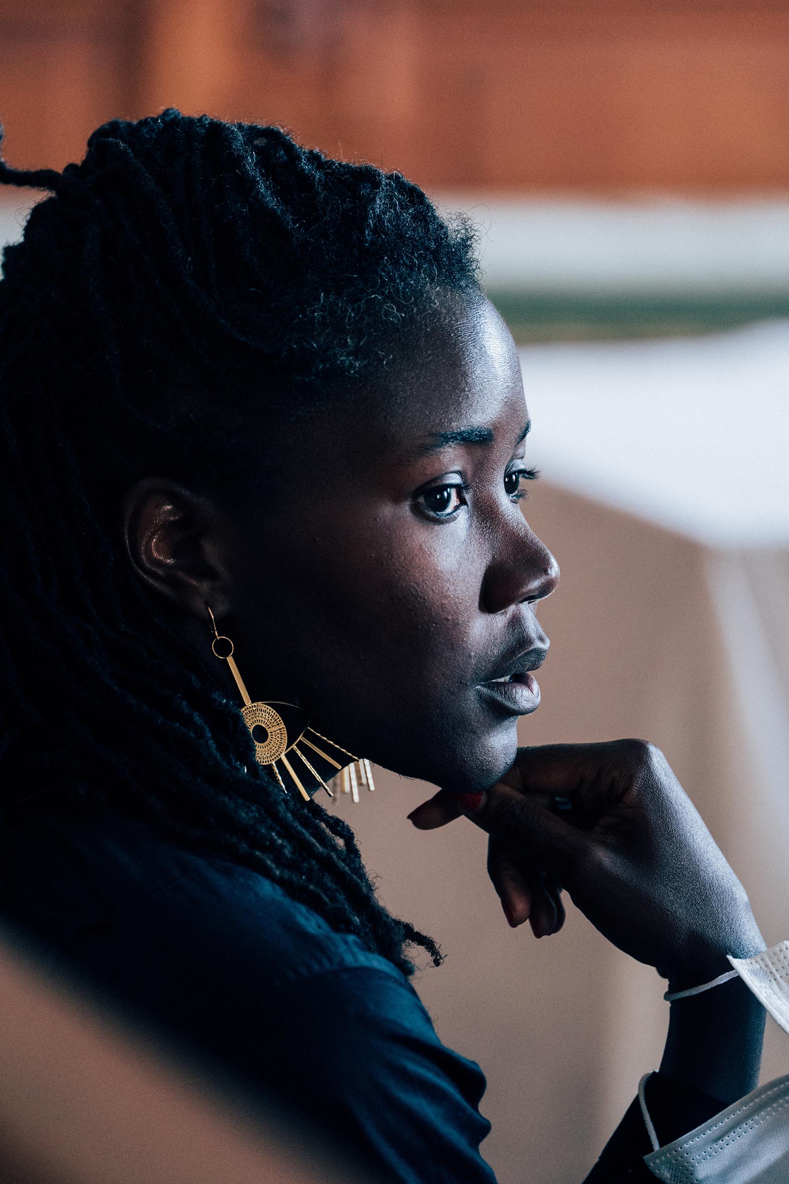 Alice Diop : « Le Corps Noir Peut Porter L’universel