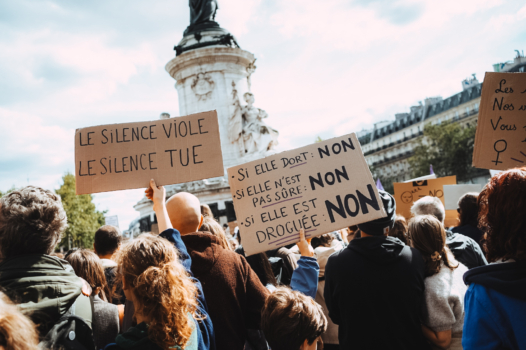 À Paris, en soutien à Gisèle P. : « On en a marre de survivre »