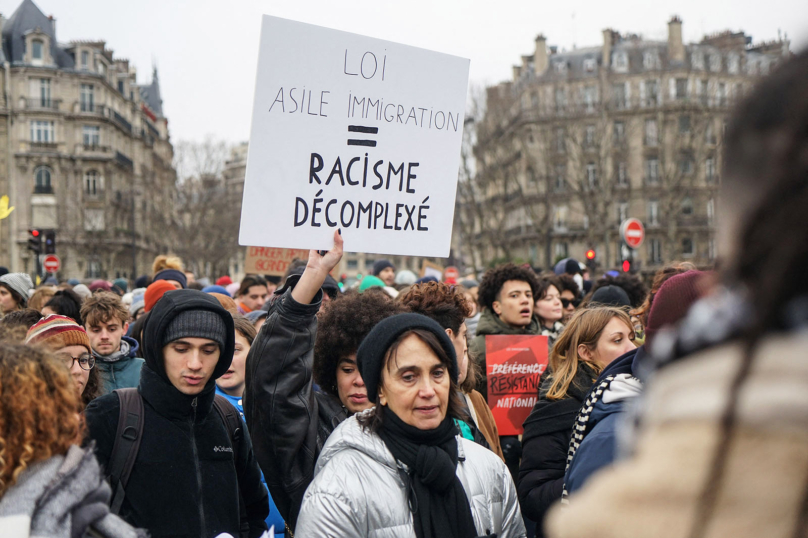 La société civile se mobilise déjà contre la future loi immigration de Bruno Retailleau