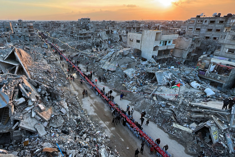 À Gaza, une table géante pour rassembler