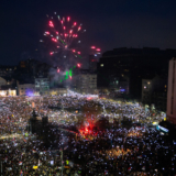 La marée illuminée de Belgrade